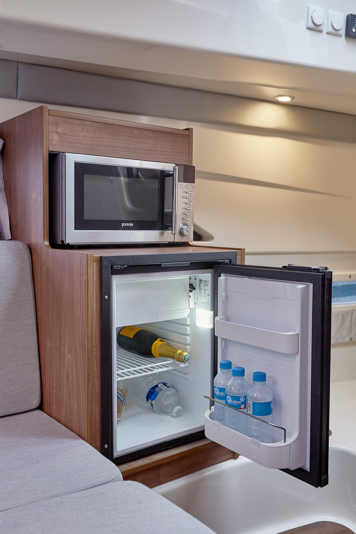 Photo #12 - Quicksilver Activ 875 Sundeck (Summer Dream) en Tribunj - 36740