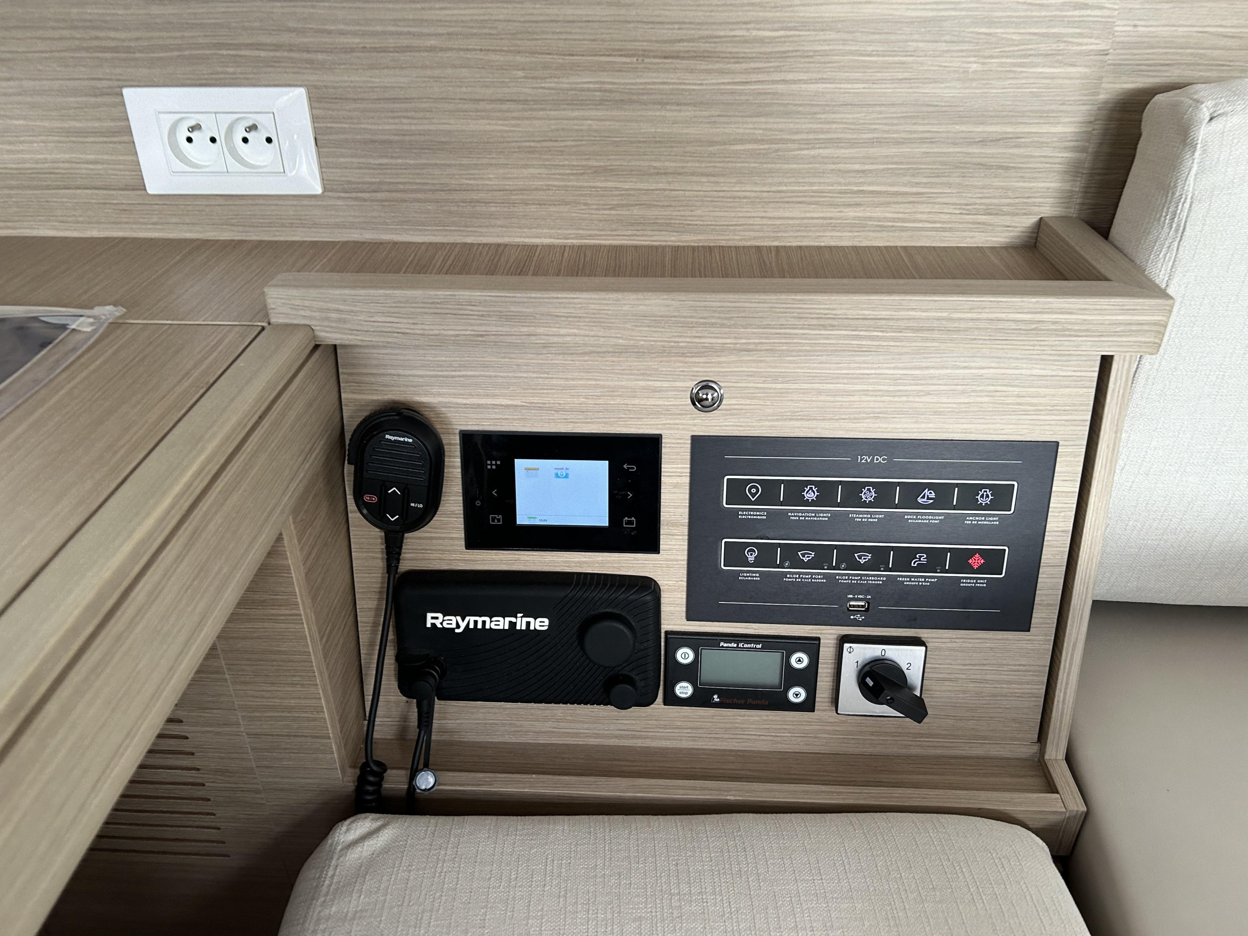 Lagoon 40 - 4 + 2 cab — photo 20