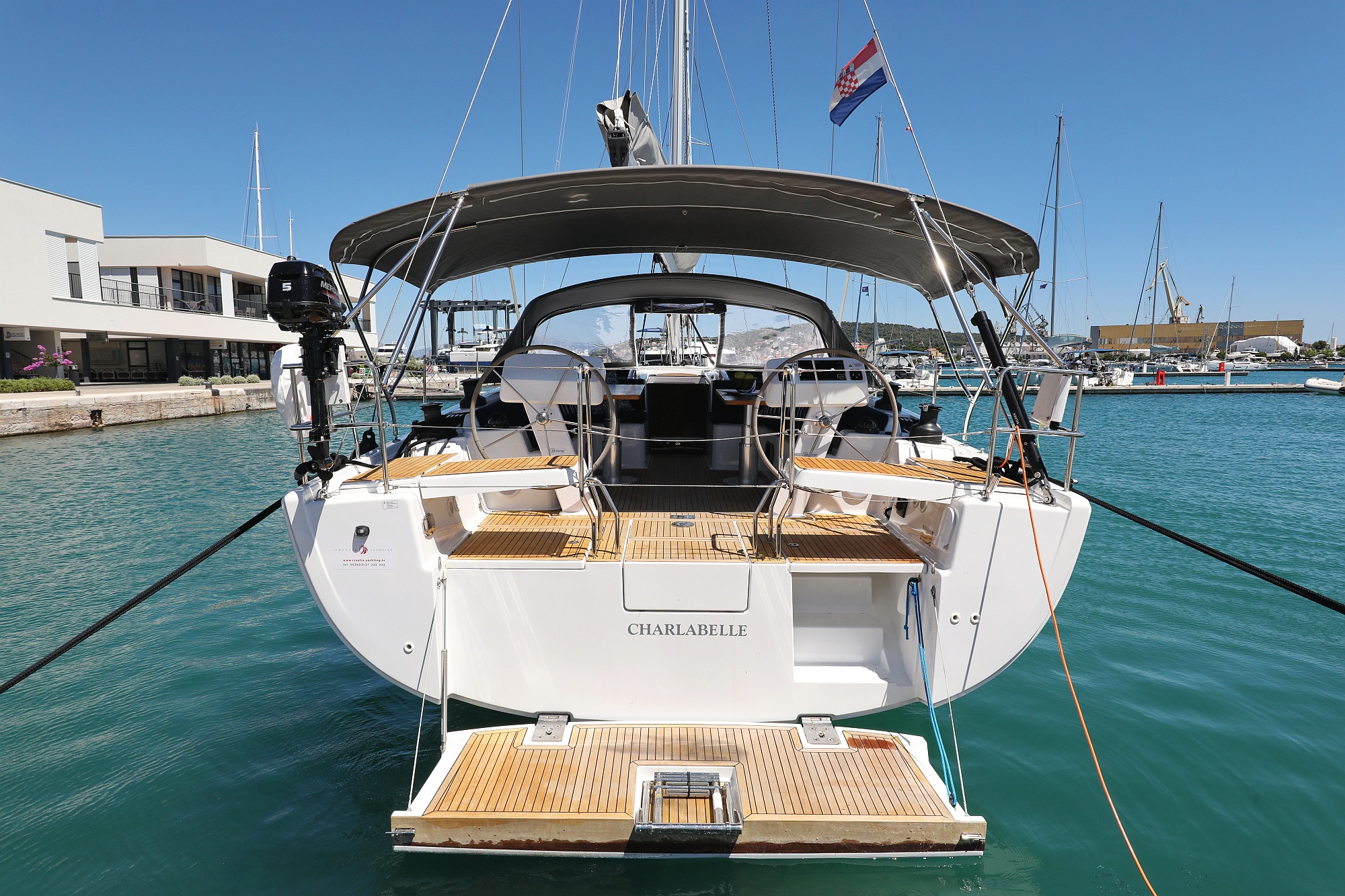 Photo #3 - Hanse 508 - 4 + 1 cab. (Charlabelle - OW) en Trogir - 36750