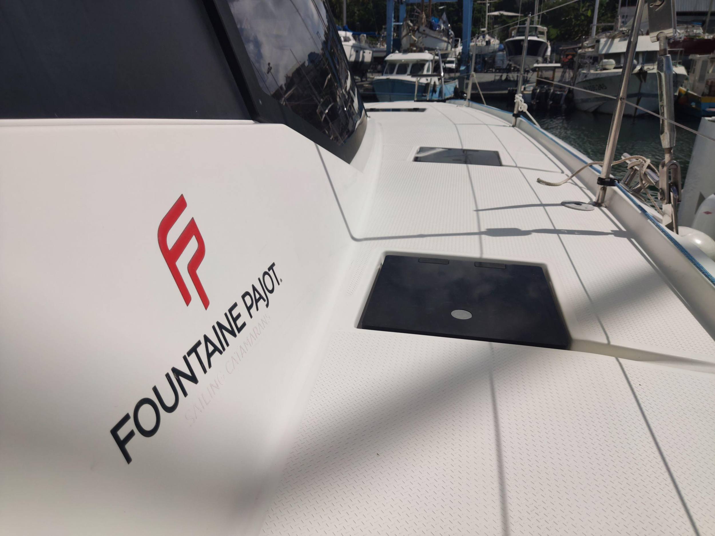 Photo #3 - Fountaine Pajot Astrea 42 - 4 + 2 cab. (Atchoum) in Bas du Fort - 36794