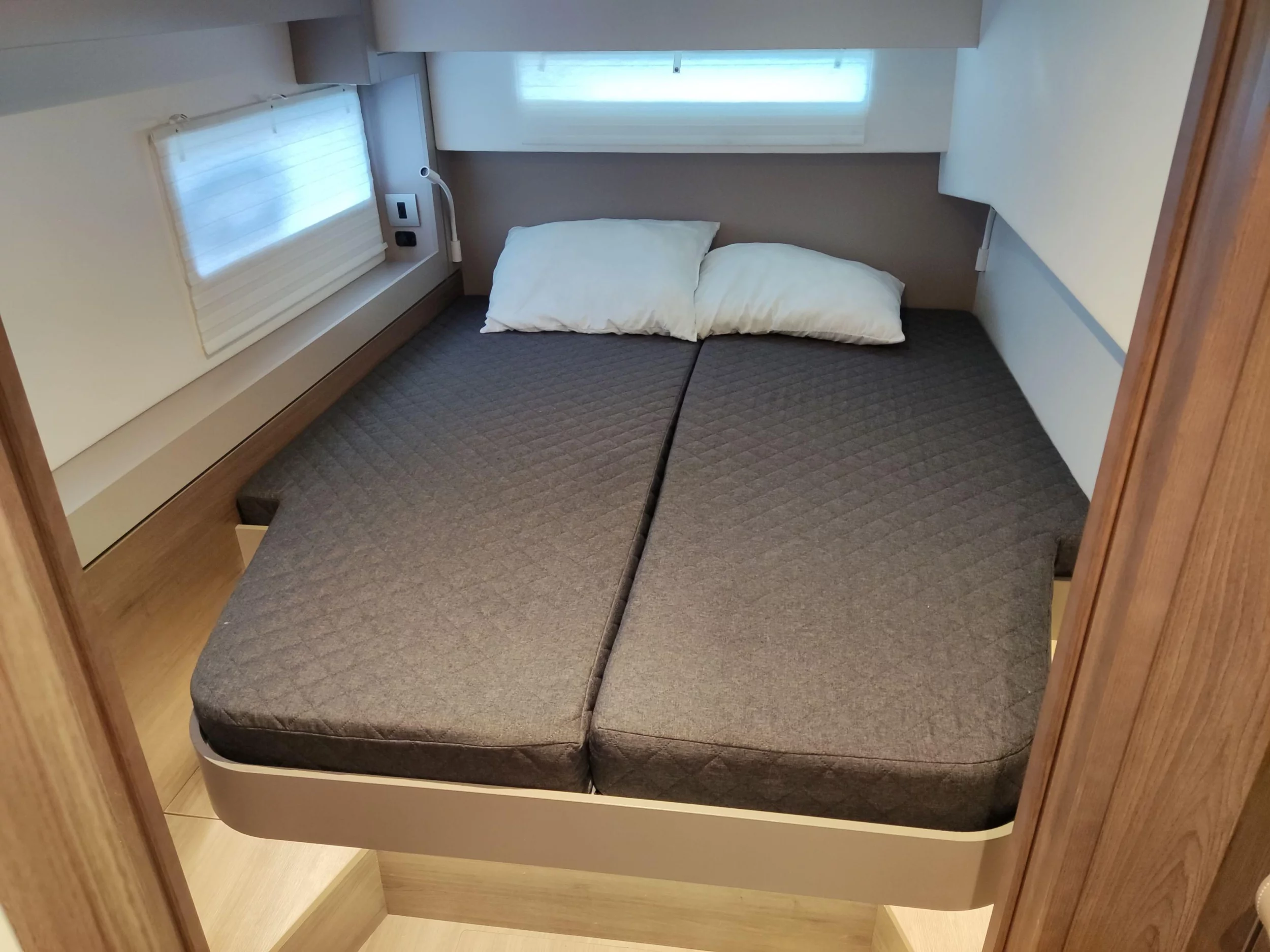 Bali 4.2 - 4 + 2 cab. (Norman)  - 19