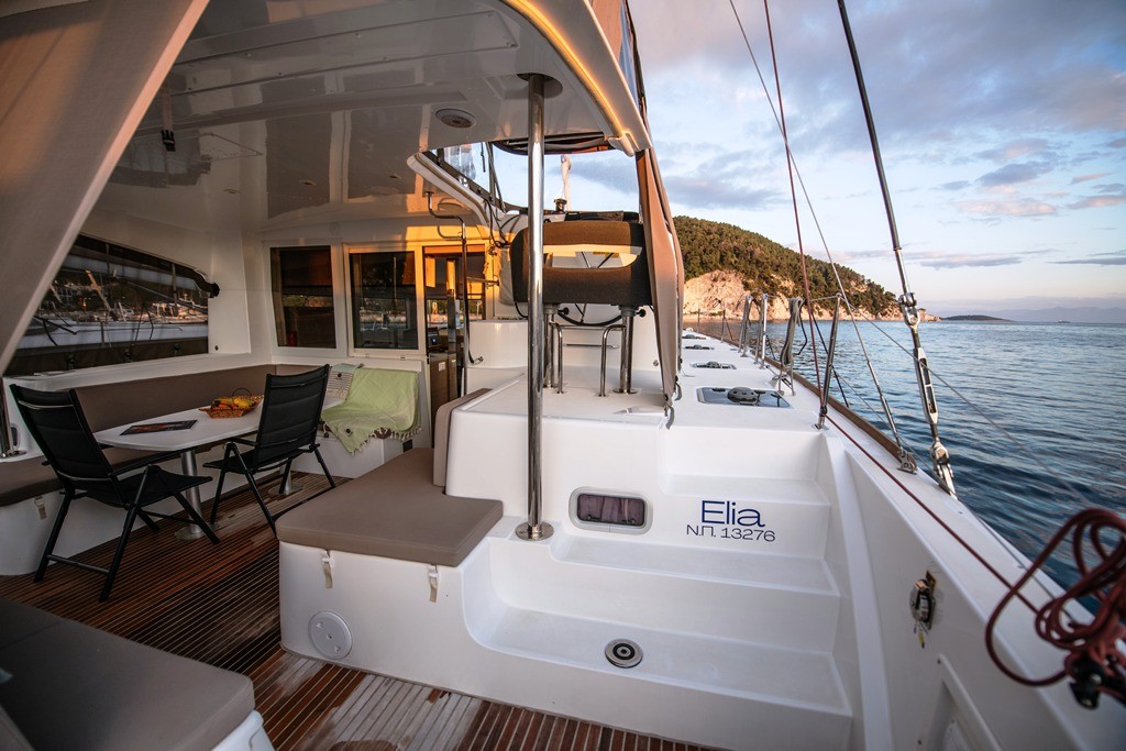 Lagoon 40 - 4 + 1 cab. — photo 4