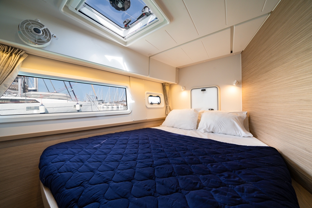 Lagoon 42 - 4 + 2 cab. — photo 13