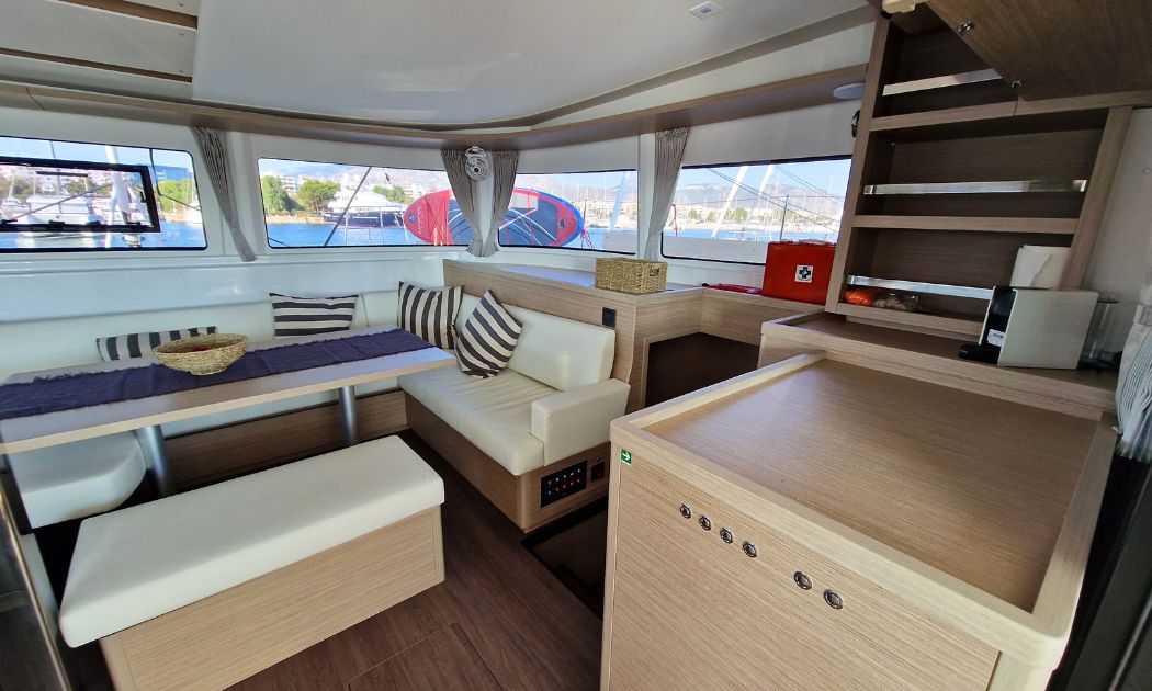 Lagoon 46 - 4 + 2 cab. — photo 10
