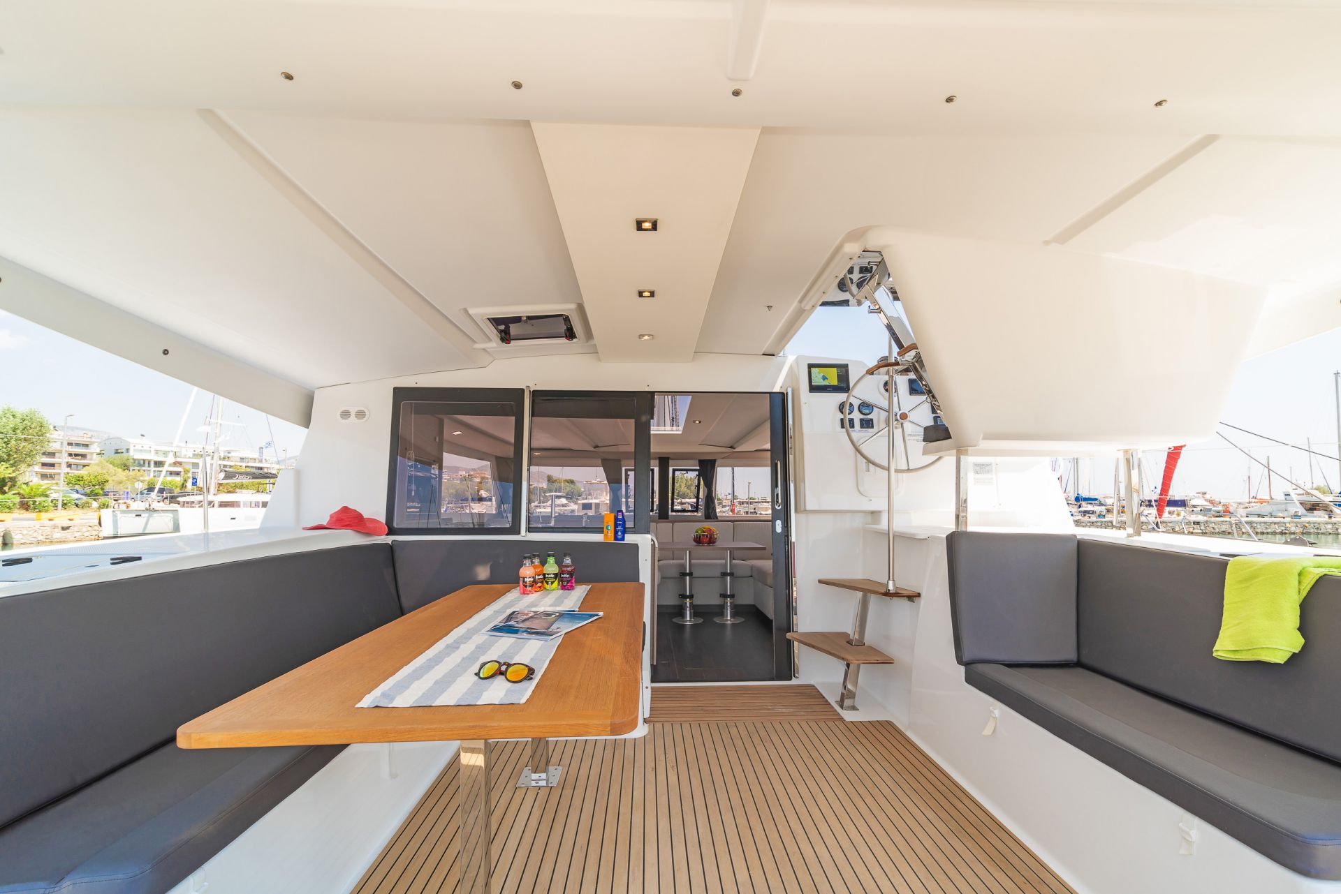 Photo #15 - Fountaine Pajot Isla 40 - 4 + 1 cab. (Aifos) in Lavrion - 36894