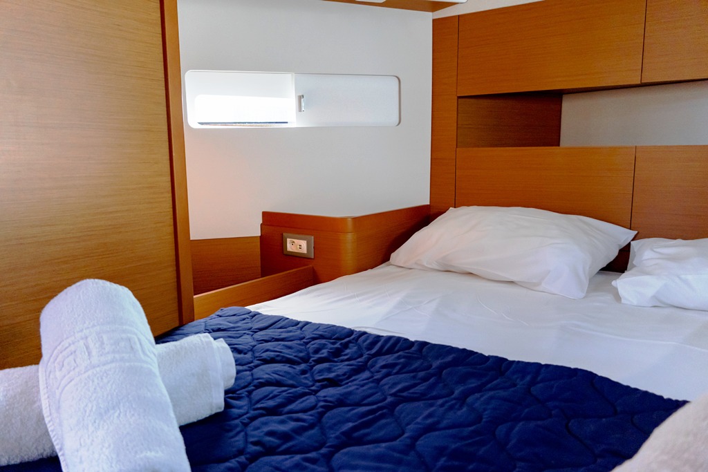 Sun Odyssey 410 - 3 cab. — photo 9
