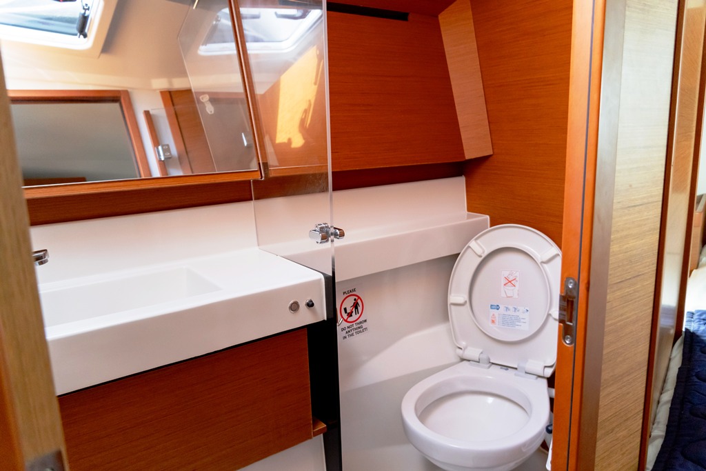 Sun Odyssey 410 - 3 cab. — photo 11