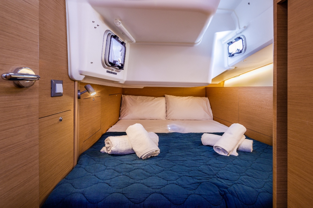 Sun Odyssey 410 - 3 cab. — photo 10