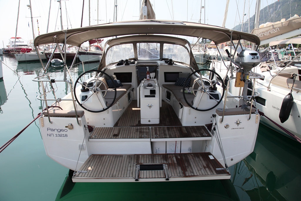 Sun Odyssey 410 - 3 cab. — photo 1