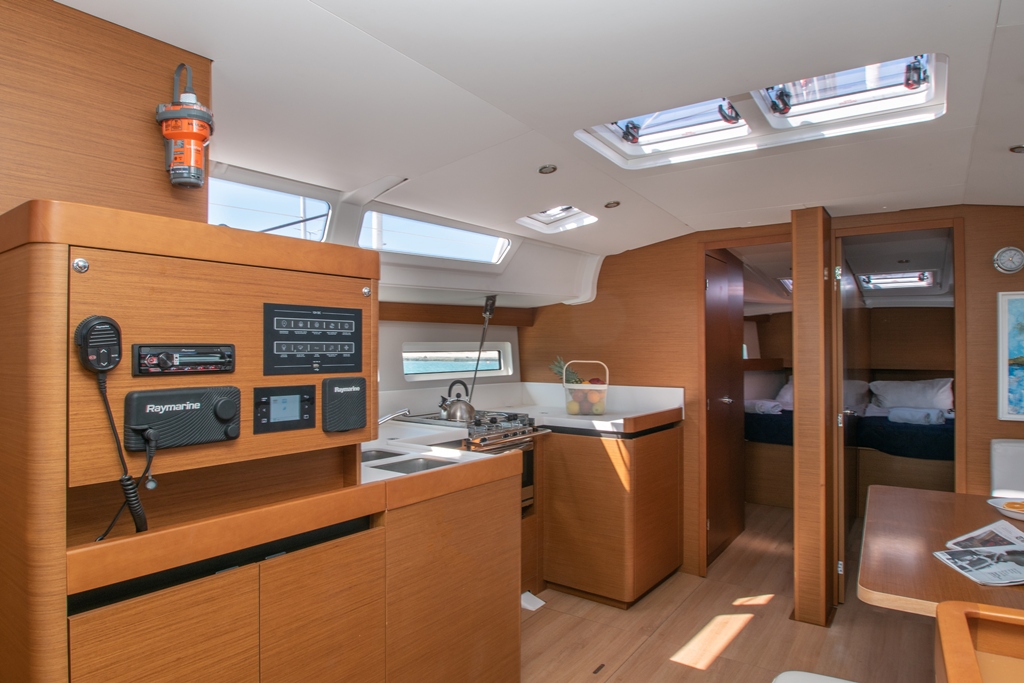 Sun Odyssey 490 - 4 cab. — photo 9