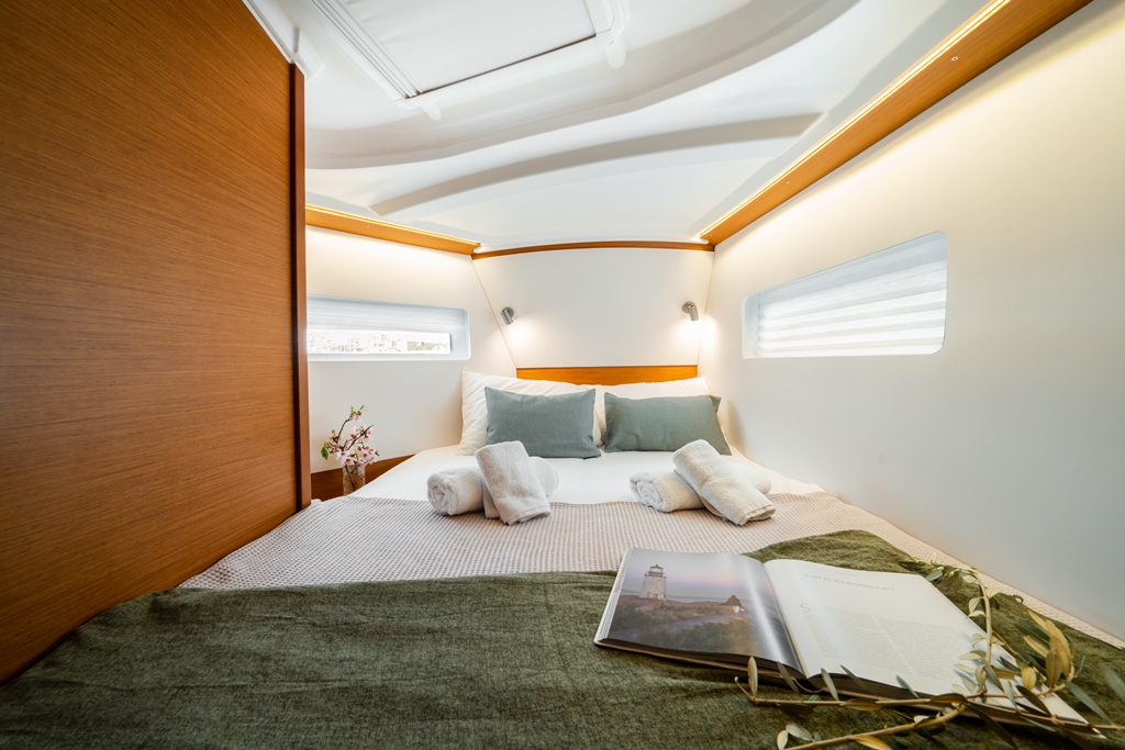 Sun Odyssey 380 - 3 cab. — photo 8