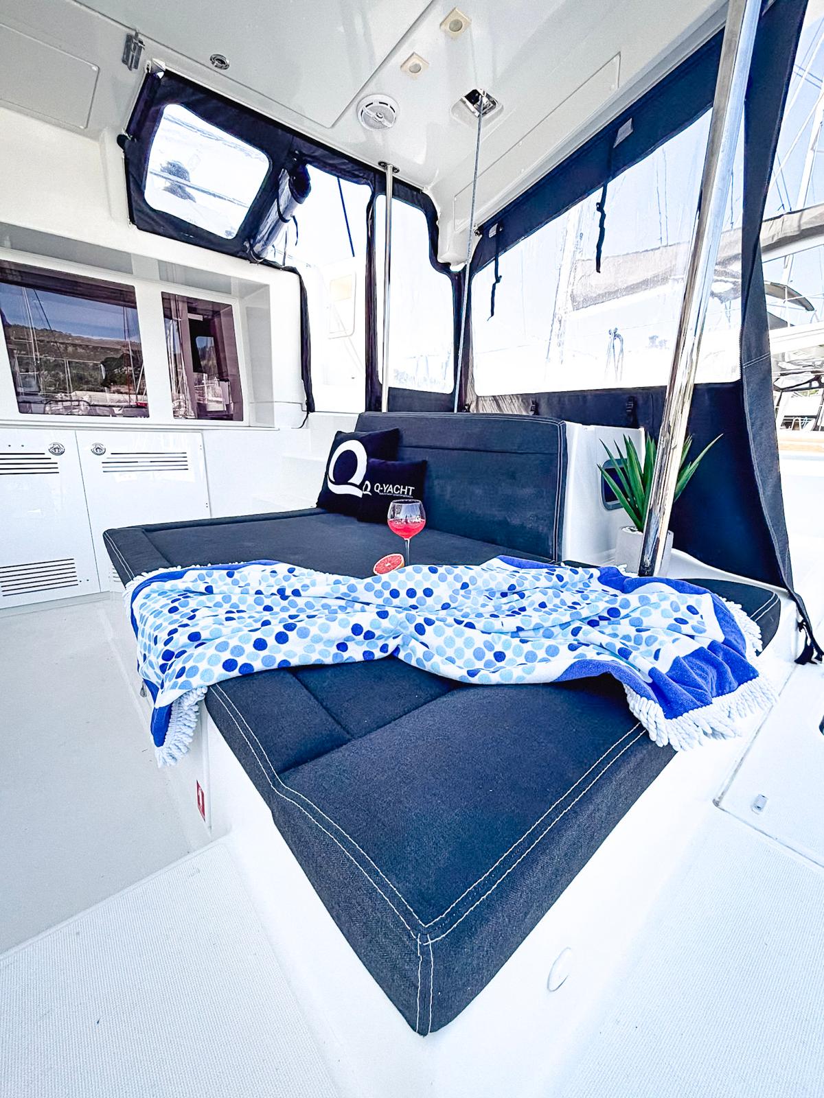 Lagoon 450 F - 4 + 2 cab. — photo 12