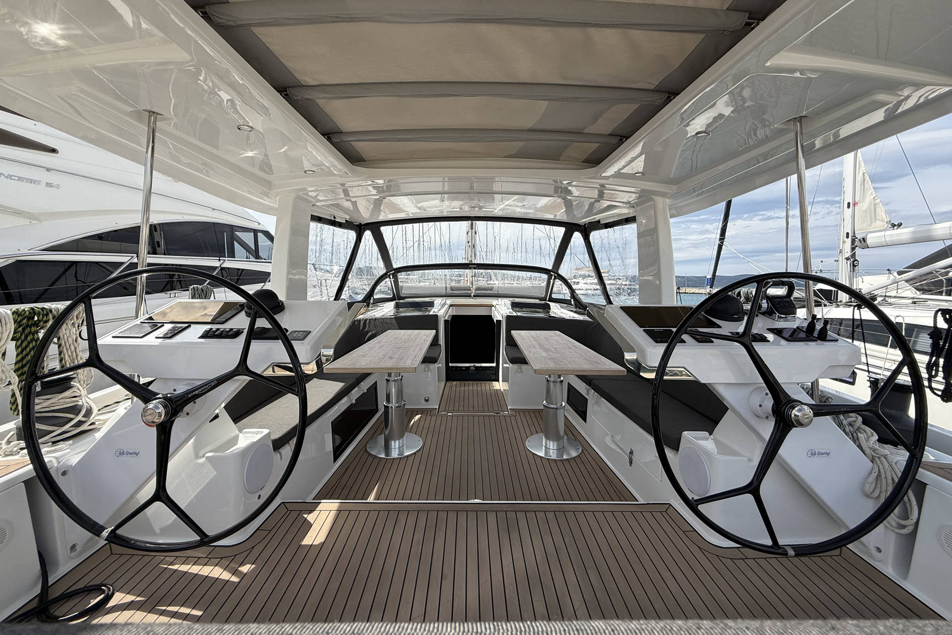 Hanse 588 - 3 + 1 cab. — photo 35