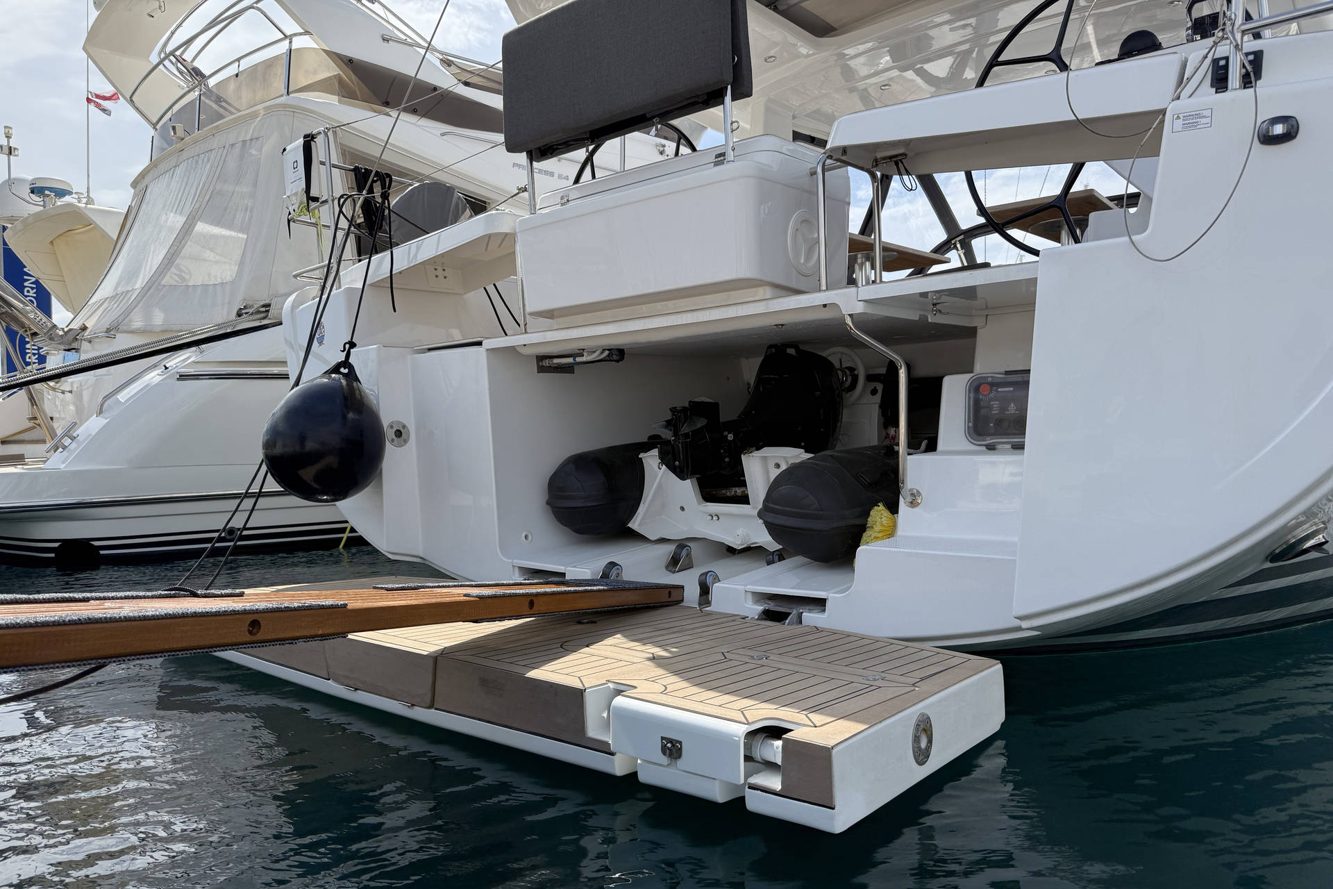 Hanse 588 - 3 + 1 cab. — photo 41