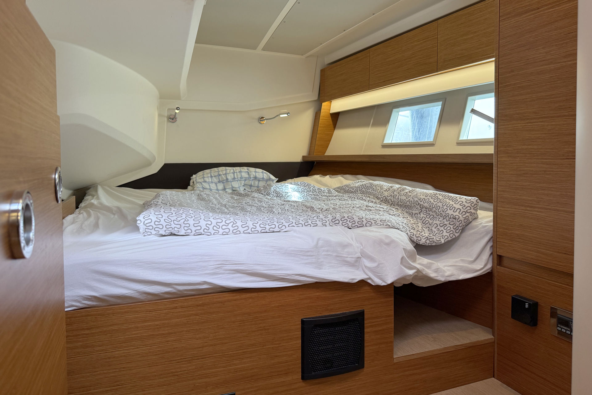 Hanse 588 - 3 + 1 cab. — photo 9