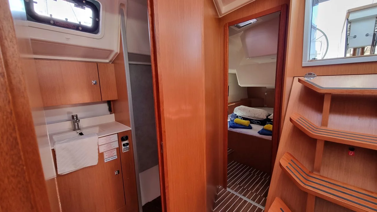 Bavaria C42 (Quick Point)  - 16