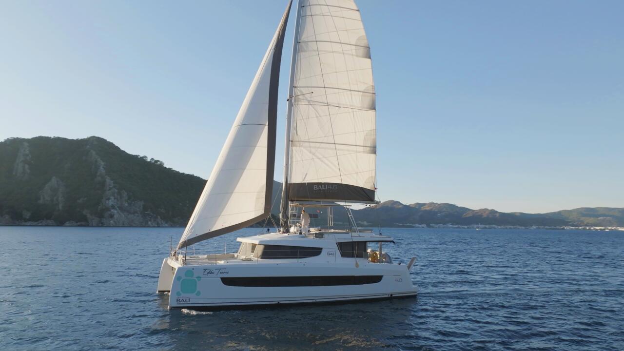 Photo #1 - Bali 4.8 - 4 + 1 cab. (Ediba Taurus) en Marmaris - 36928