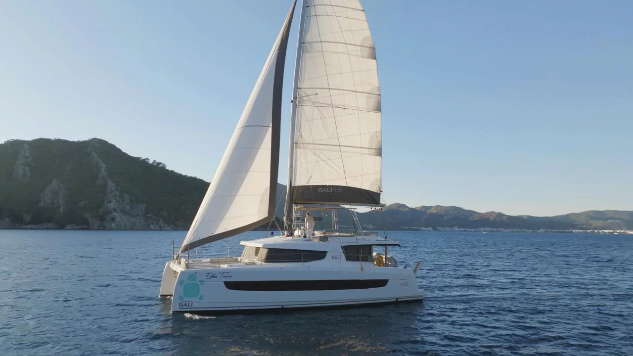 Bali 4.8 - 4 + 1 cab. (Ediba Taurus)  - 0