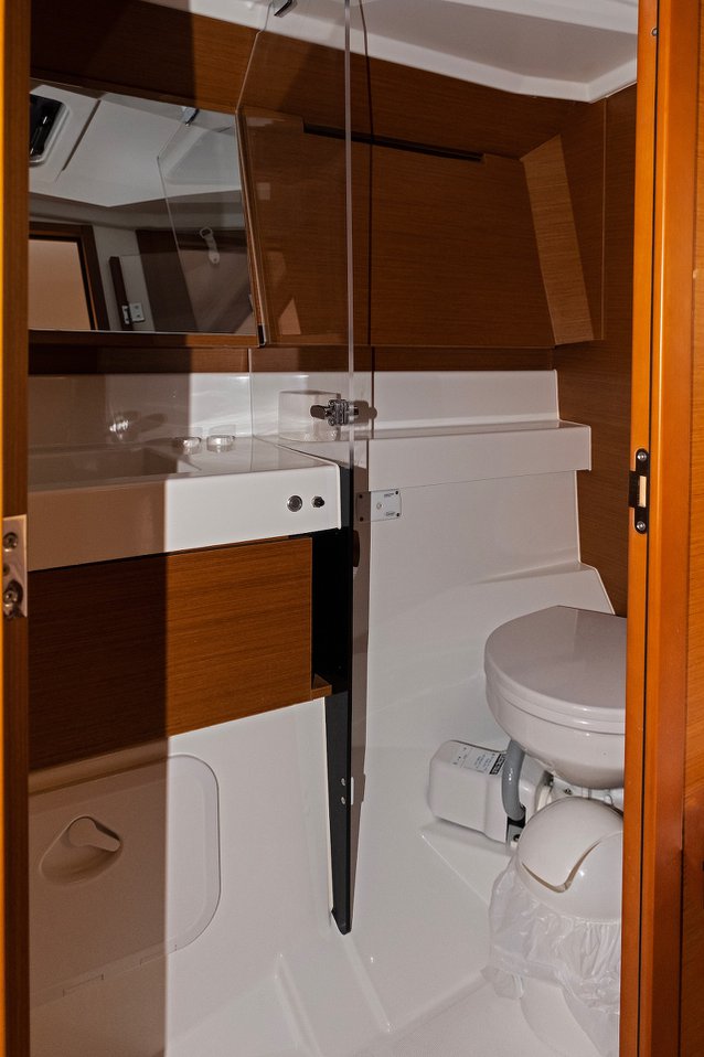 Photo #10 - Sun Odyssey 410 - 3 cab. (Sky Kiss) en Split - 36948