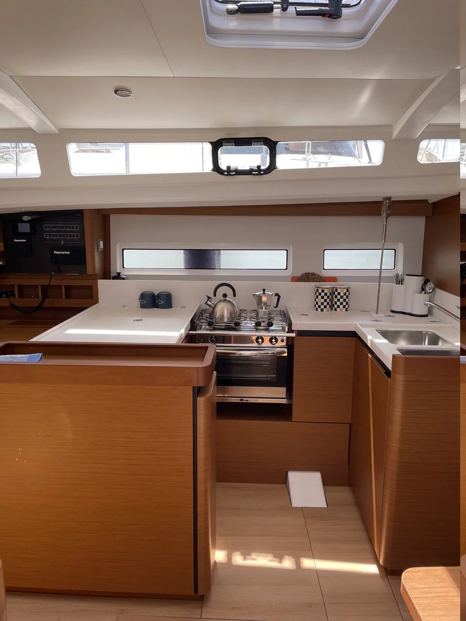 Sun Odyssey 440 (Ecstasea)  - 4