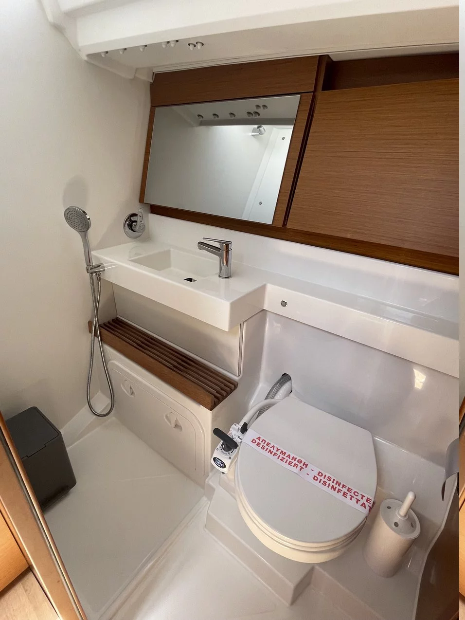 Sun Odyssey 440 (Ecstasea)  - 8