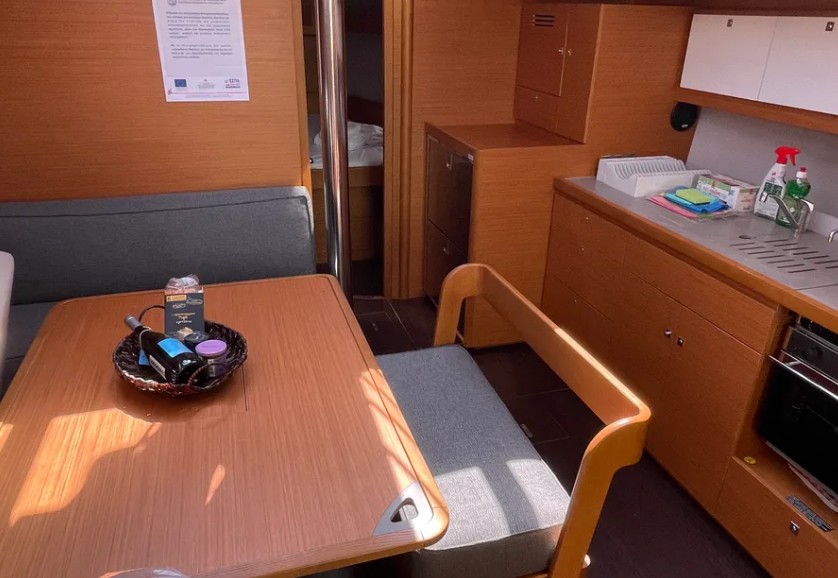 Dufour 430 GL — photo 7