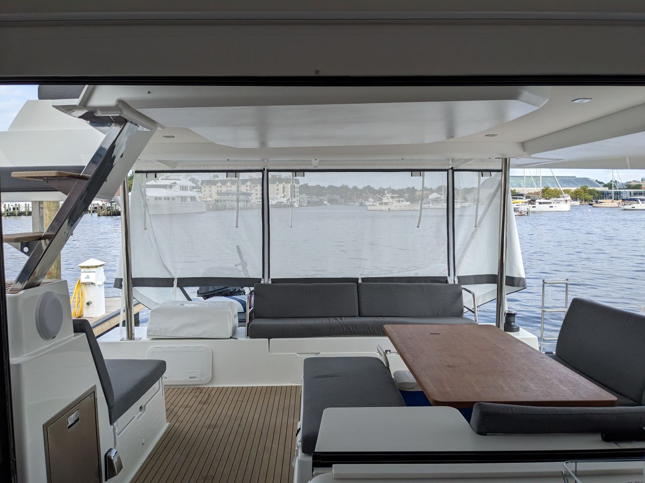 Photo #10 - Fountaine Pajot Tanna 47 - 5 cab. (Dragonfly) en Nanny Cay - 36998