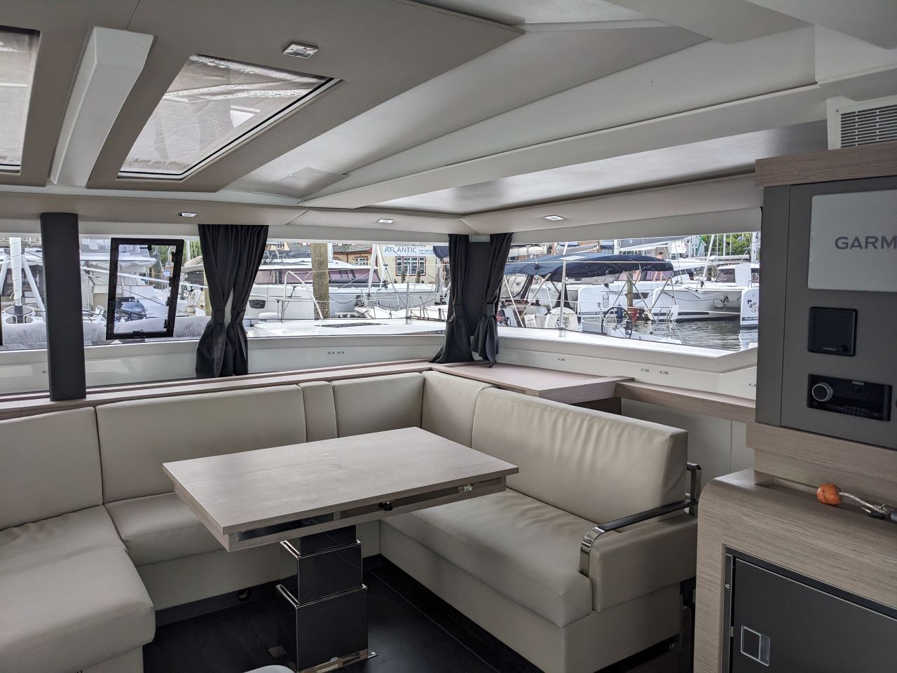 Photo #13 - Fountaine Pajot Tanna 47 - 5 cab. (Dragonfly) en Nanny Cay - 36998