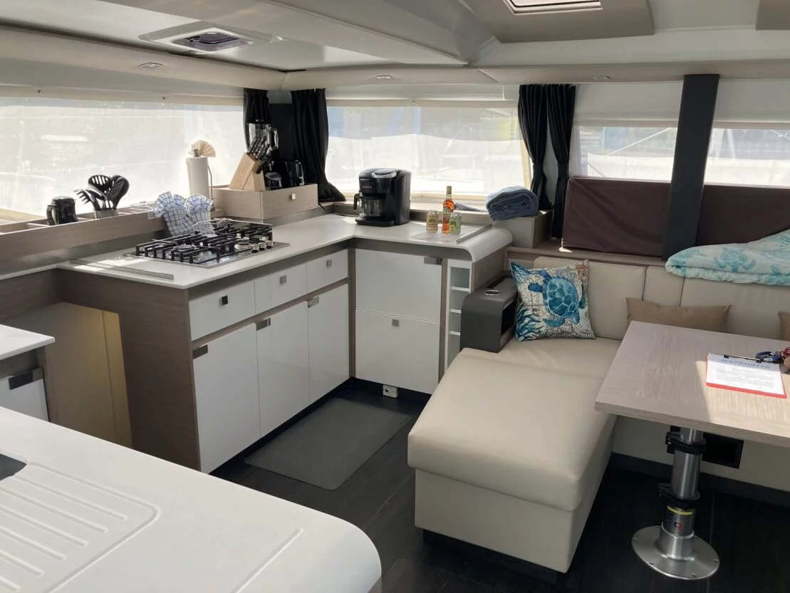 Fountaine Pajot Elba 45 - 4 cab. (Family Therapy)  - 13