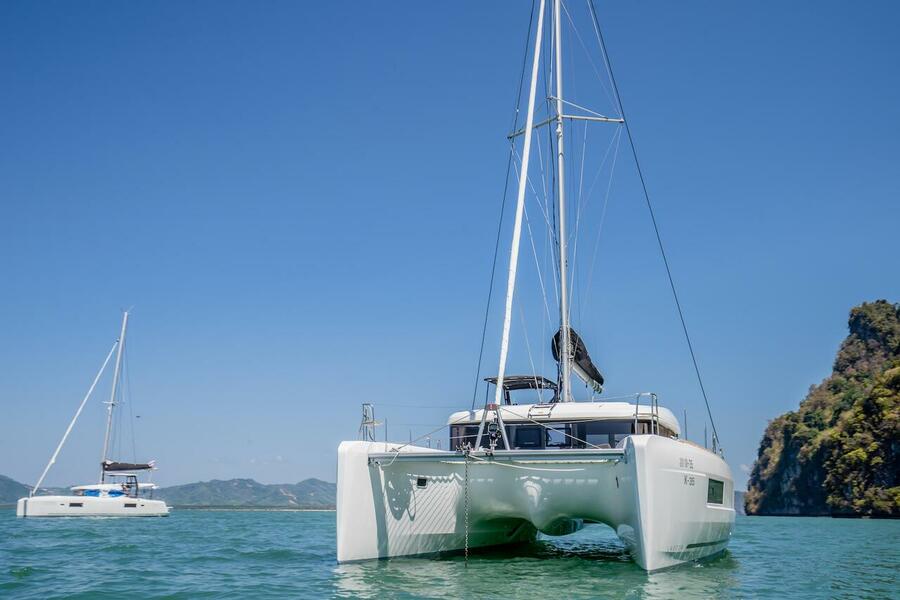 Photo #1 - Lagoon 40 - 4 + 2 cab (K-35) in Ao Po Grand Marina - 37006