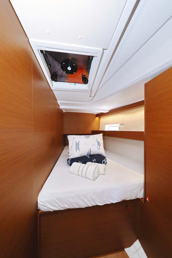 Photo #22 - Sun Odyssey 490 - 5 cab. (Pollux) en Trogir - 37008