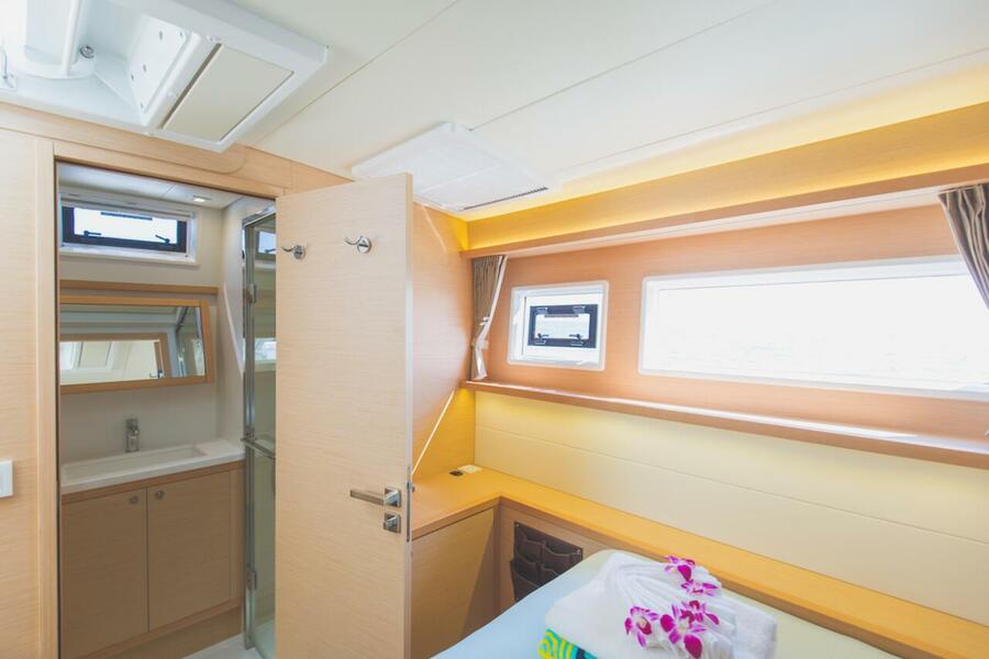 Lagoon 52 F - 5 + 2 cab. — photo 18