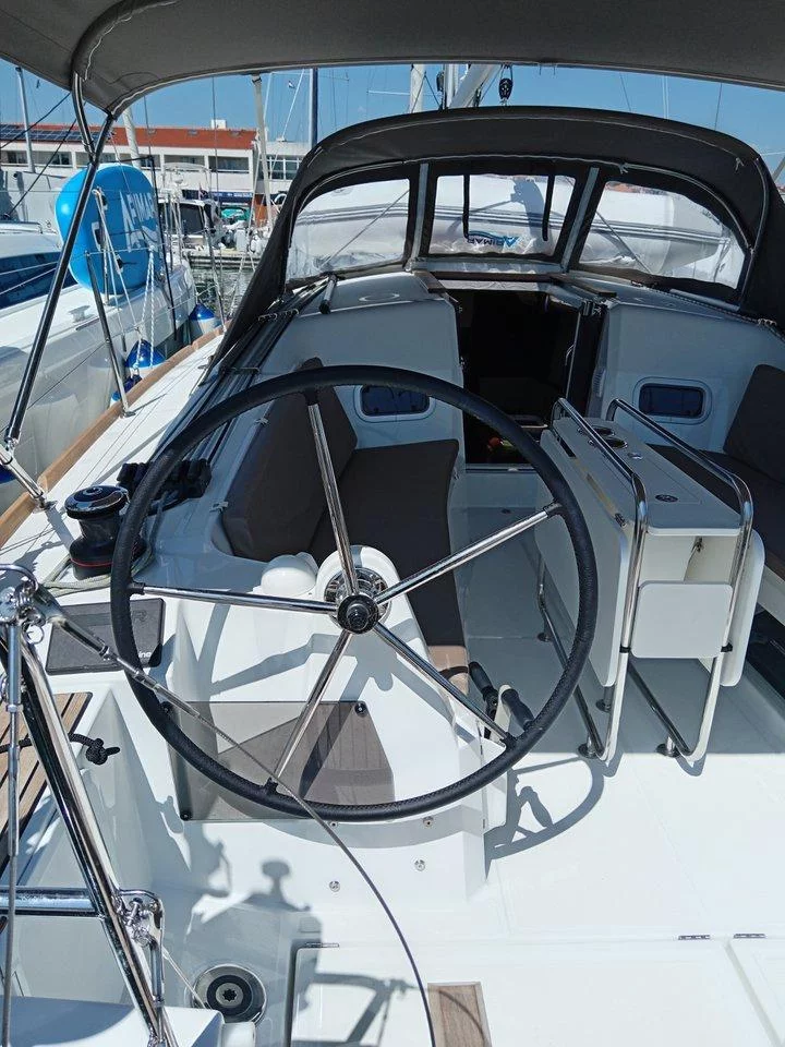 Sun Odyssey 349 (Novara)  - 1