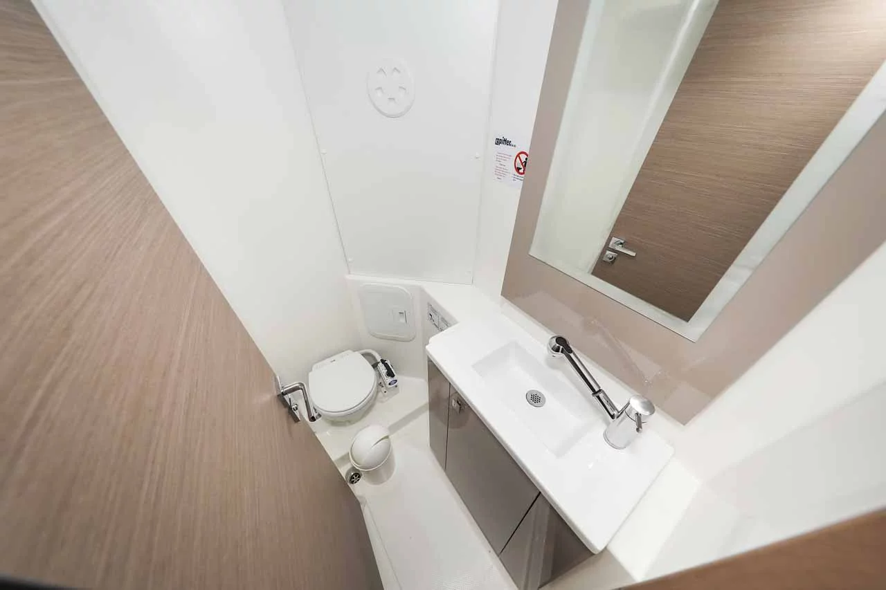 Fountaine Pajot Isla 40 - 4 + 1 cab. (Orion)  - 20