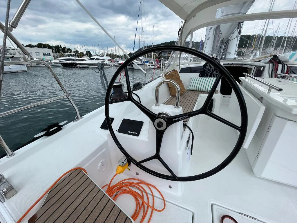 Oceanis 40.1 - 3 cab. (Cosmic Dancer)  - 7