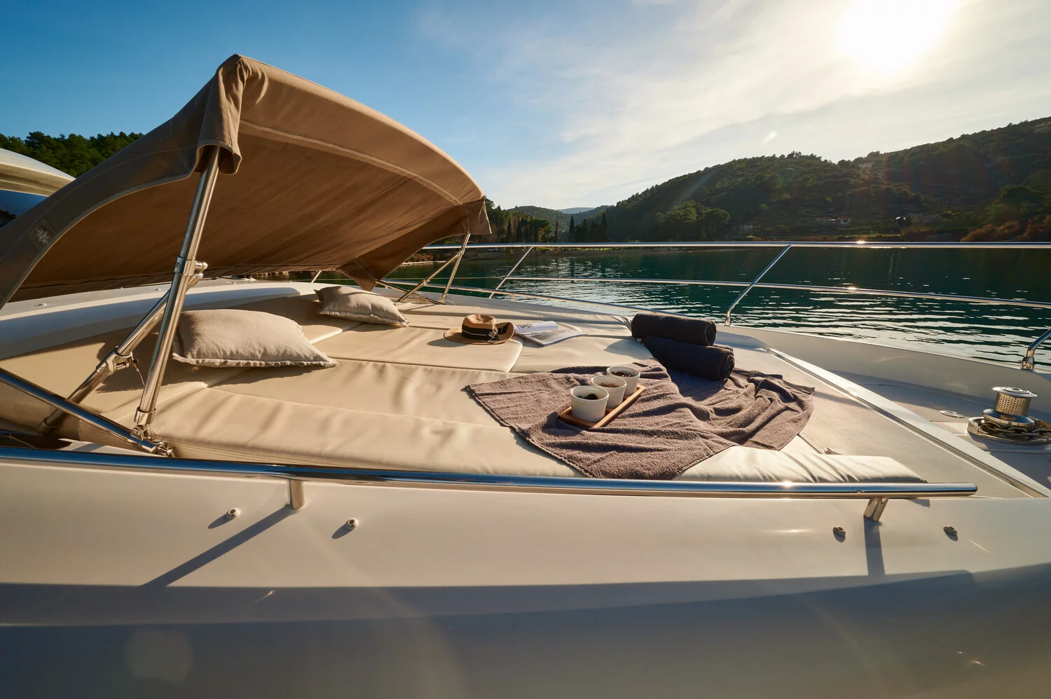 Prestige 550 Flybridge (Rock)  - 10