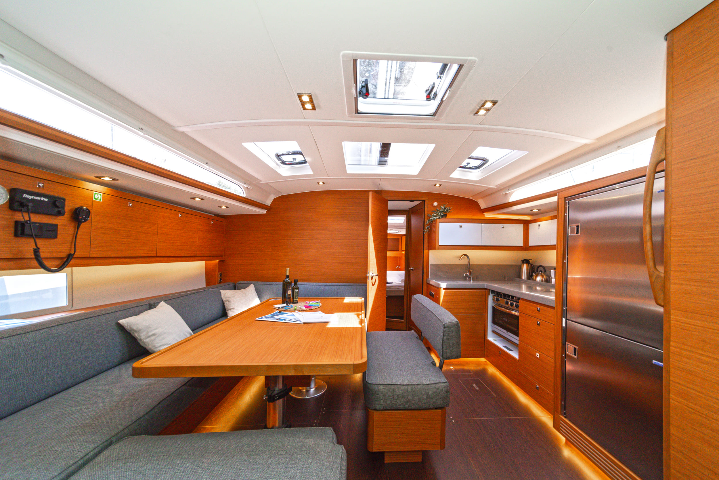 Dufour 470 - 4 cab. — photo 12