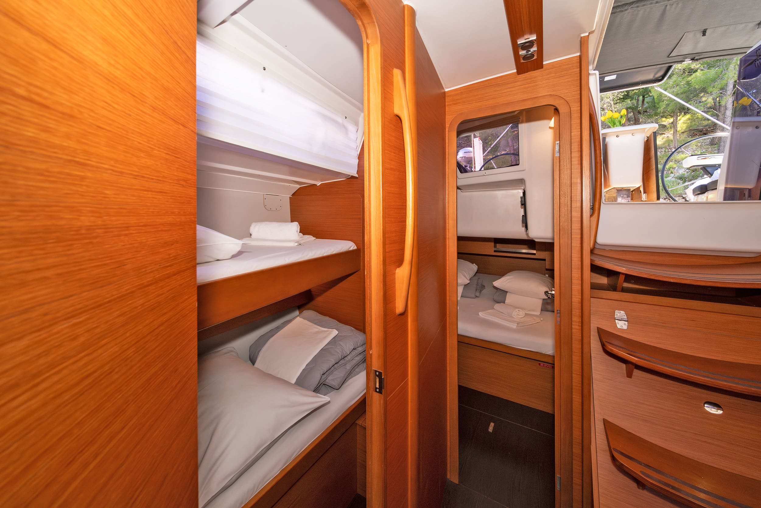 Dufour 430 — photo 13