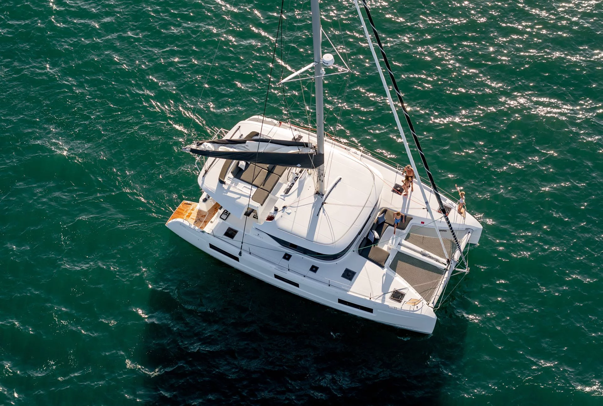 Lagoon 46 - 4 + 2 cab. (First Care)  - 9