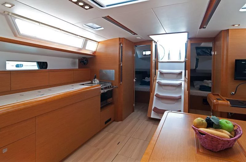 Sun Odyssey 469 (South Kiss)  - 14