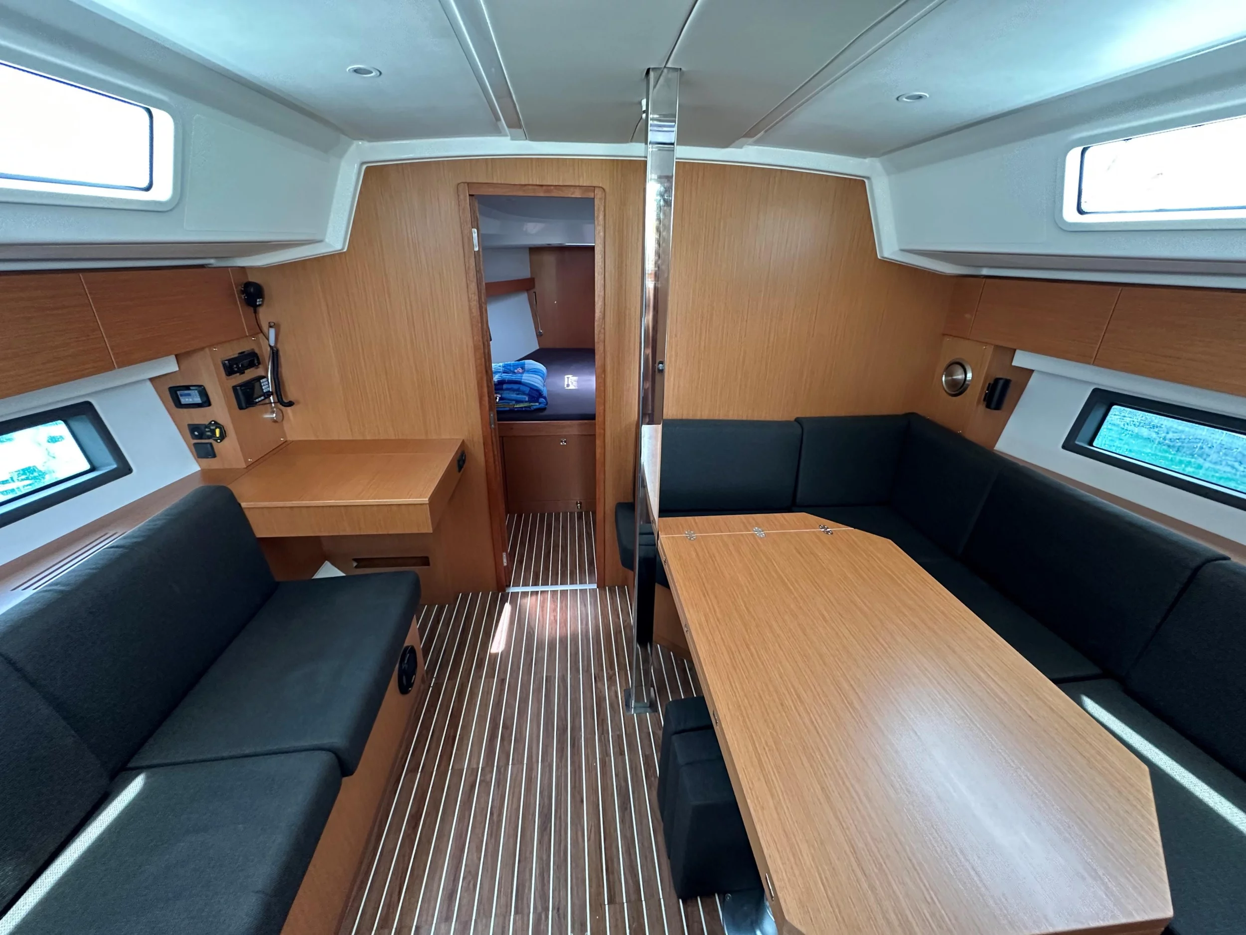 Bavaria C42 (Leopard)  - 3