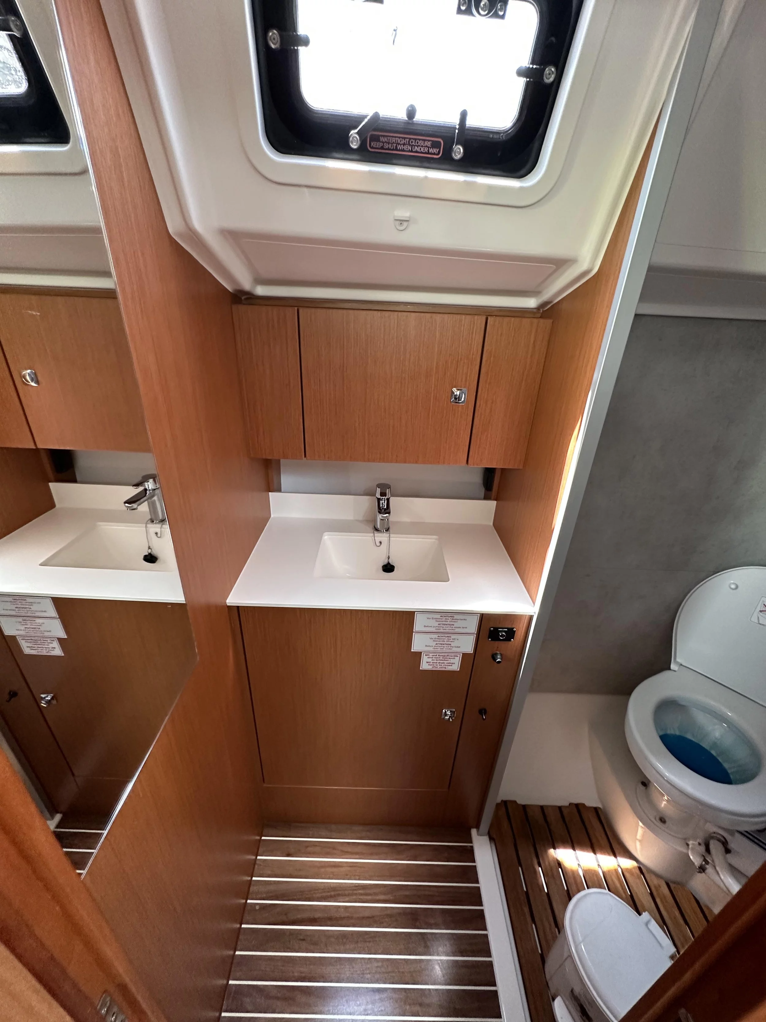 Bavaria C42 (Leopard)  - 15