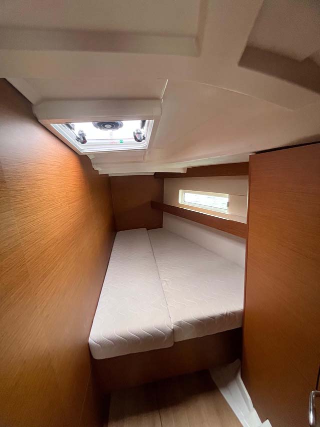 Sun Odyssey 440 - 4 cab. — photo 7