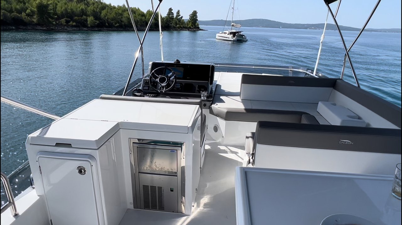 Photo #17 - Galeon 500 Fly - 3 cab. (Champ Atlantis) in Kastela - 37174