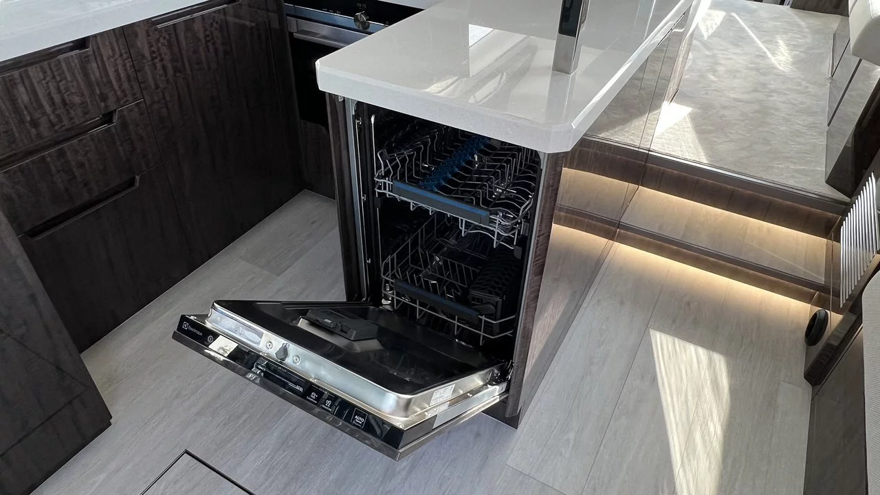Galeon 500 Fly - 3 cab. (Champ Atlantis)  - 38