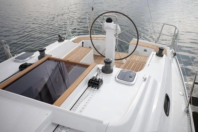 Hanse 325 (Selini)  - 2