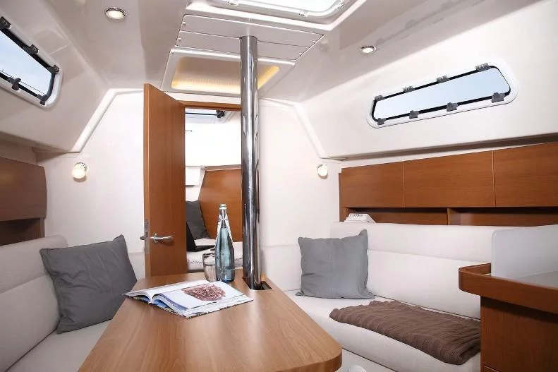 Hanse 325 (Selini)  - 4