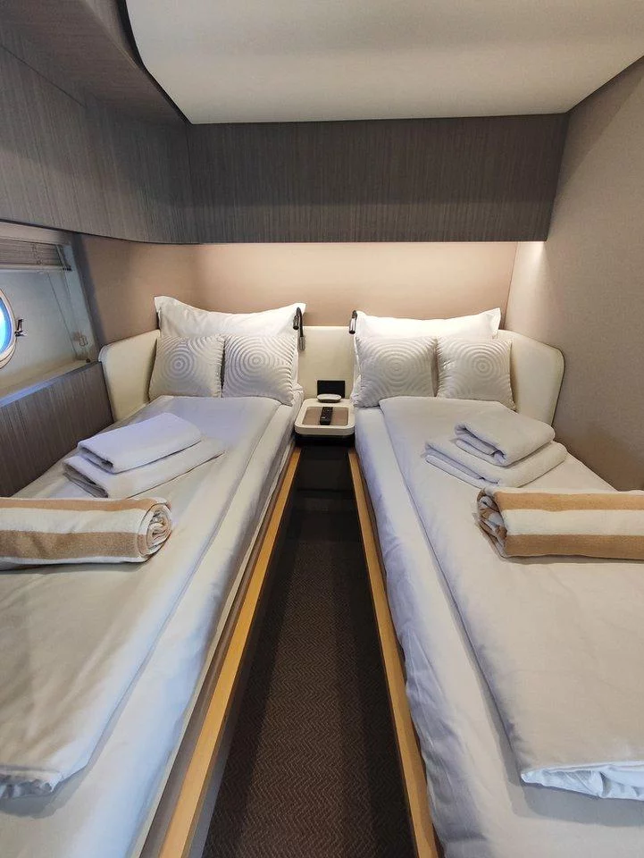 Azimut 55 Fly (Be Happy)  - 22
