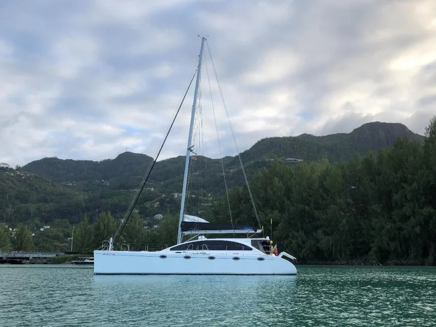 Sea-Tribe DH550 (Valerie)  - 0
