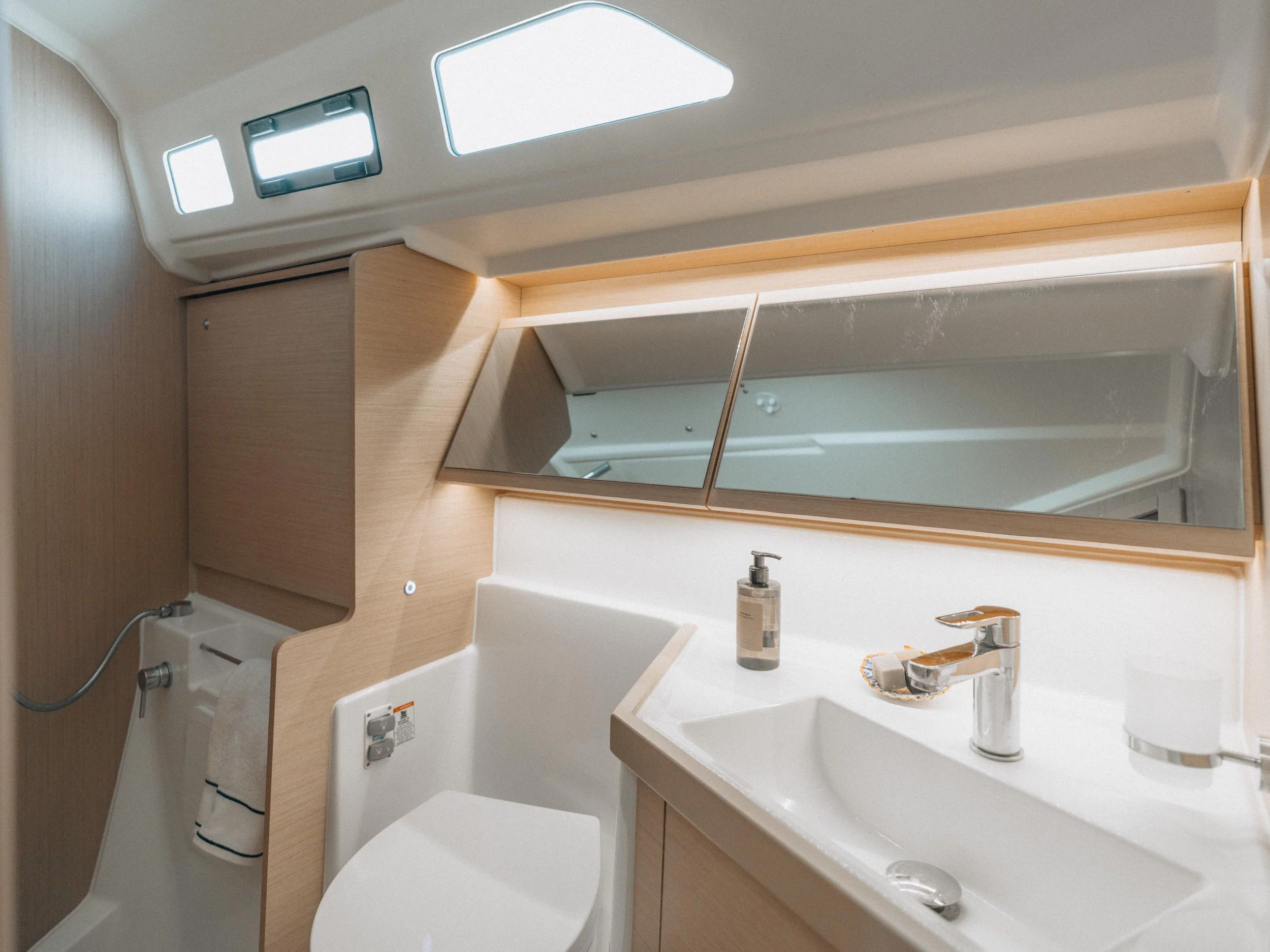 Oceanis 40.1 (Neda)  - 16
